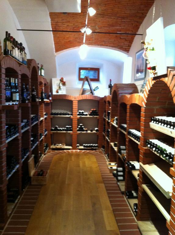 Maurer Gasthof-Vinothek Gleisdorf Eksteriør bilde